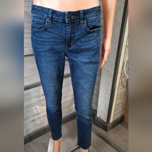 Sonoma Goods For Life Dark Wash Stretch Ankle Skinny Jeans Raw Hem – Sz 8